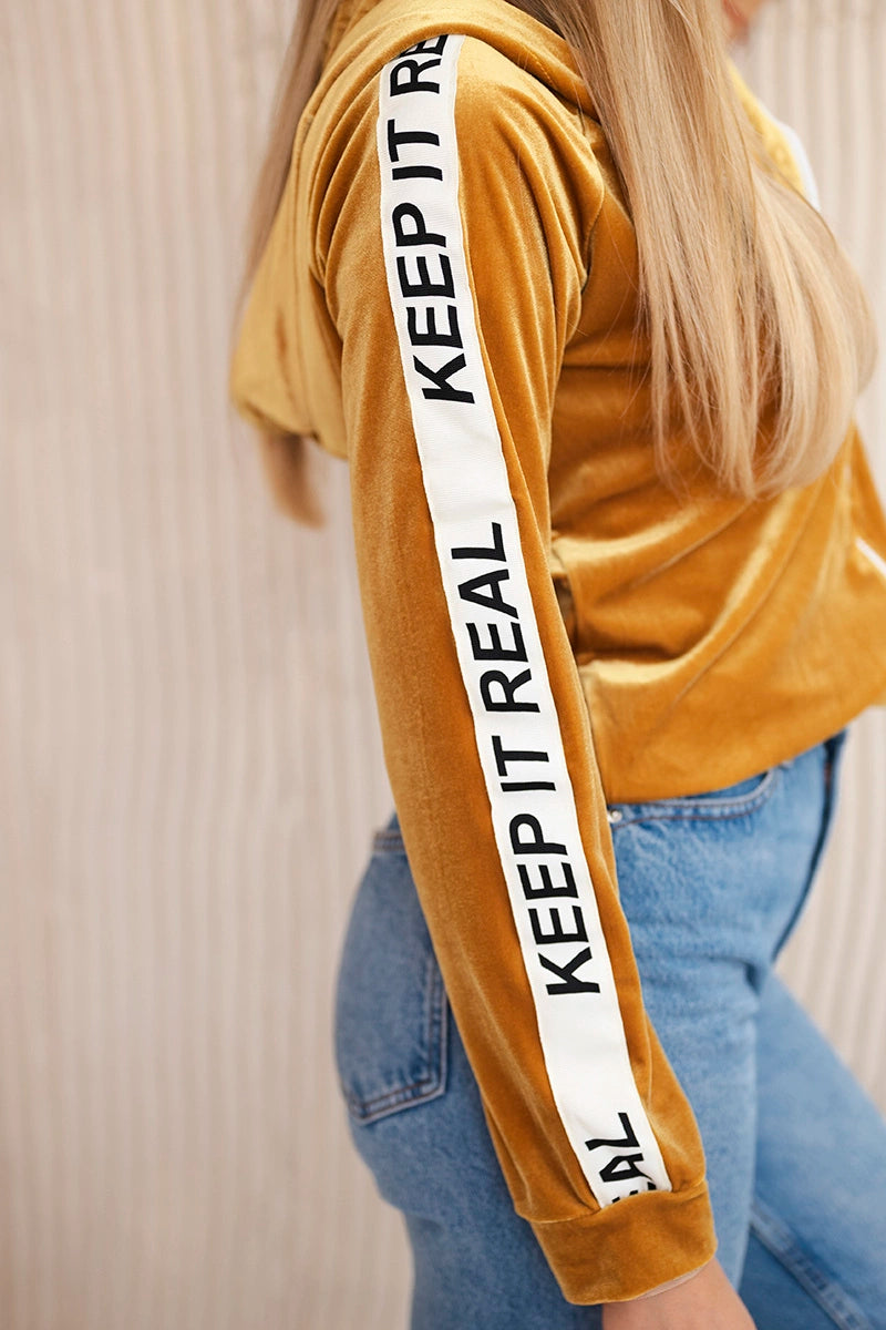 Velúrová mikina s kapucňou horčica univerzálne
