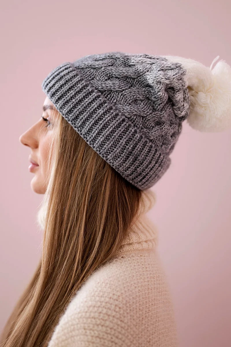 Čapica s fleece Ilona K218 šedá+biela univerzálne