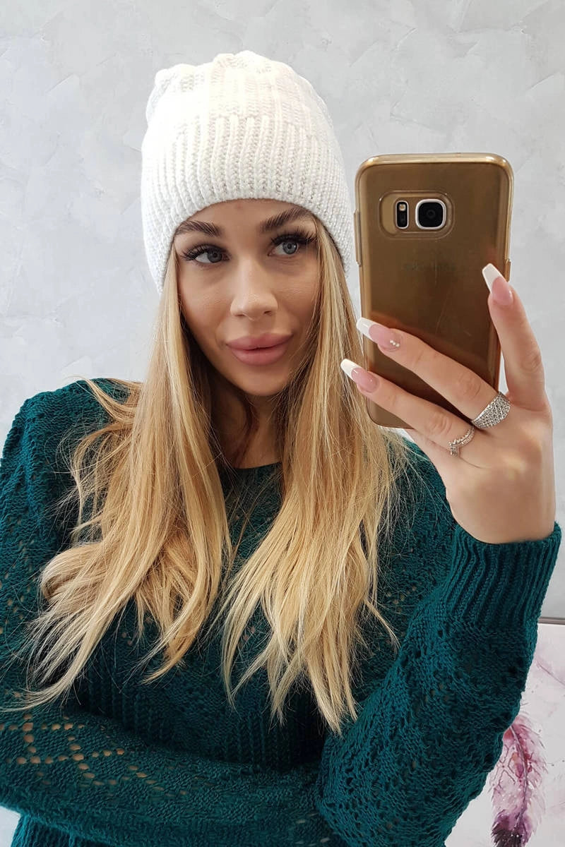 Čapica s fleece Anna K238 biely univerzálne