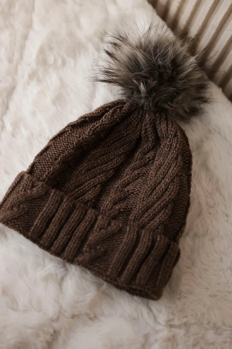 Čapica s fleece Warkocz K226 mocca univerzálne