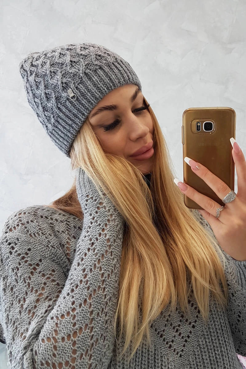 Čapica s fleece Roma K224 tmavošedý univerzálne