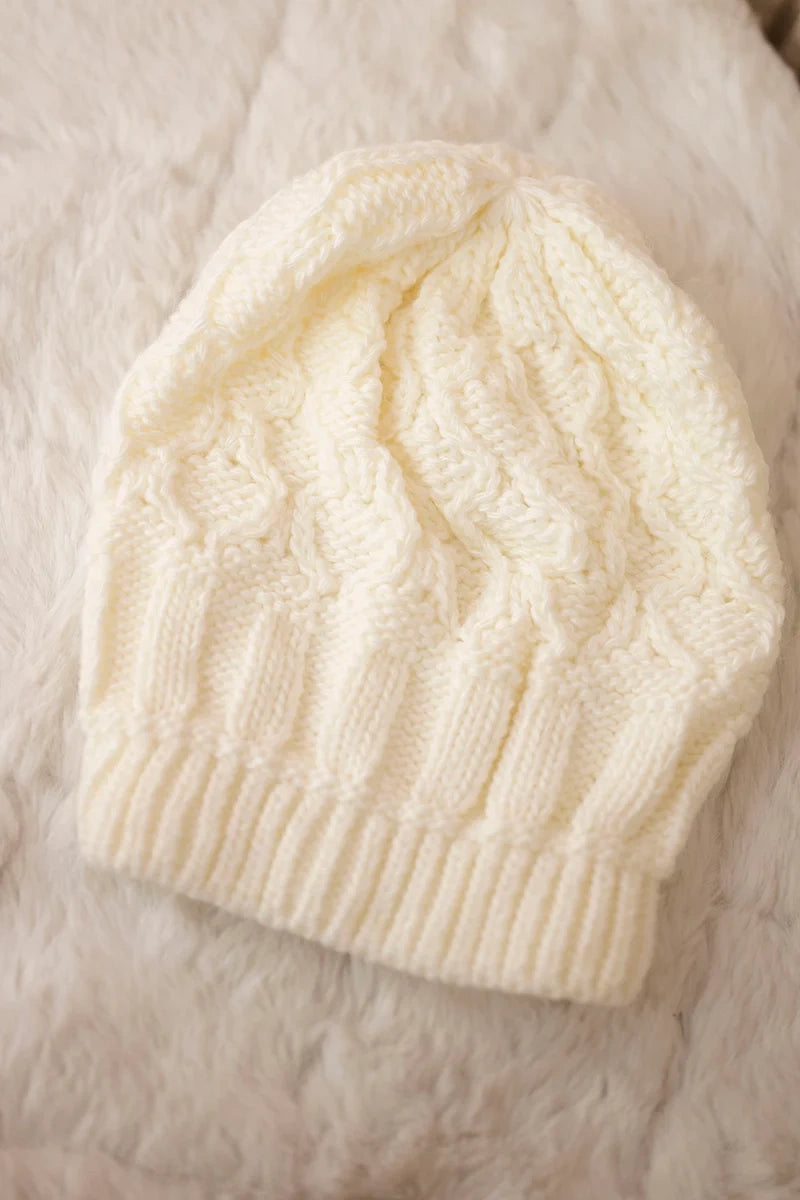 Čapica s fleece Marta K231 ecru univerzálne