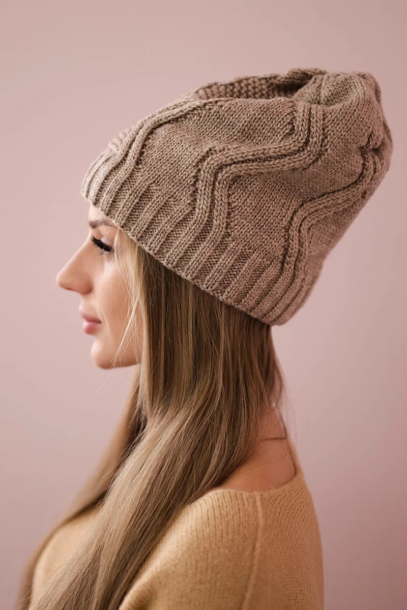 Čapica s fleece Sylwia K244 tmavo béžová univerzálne