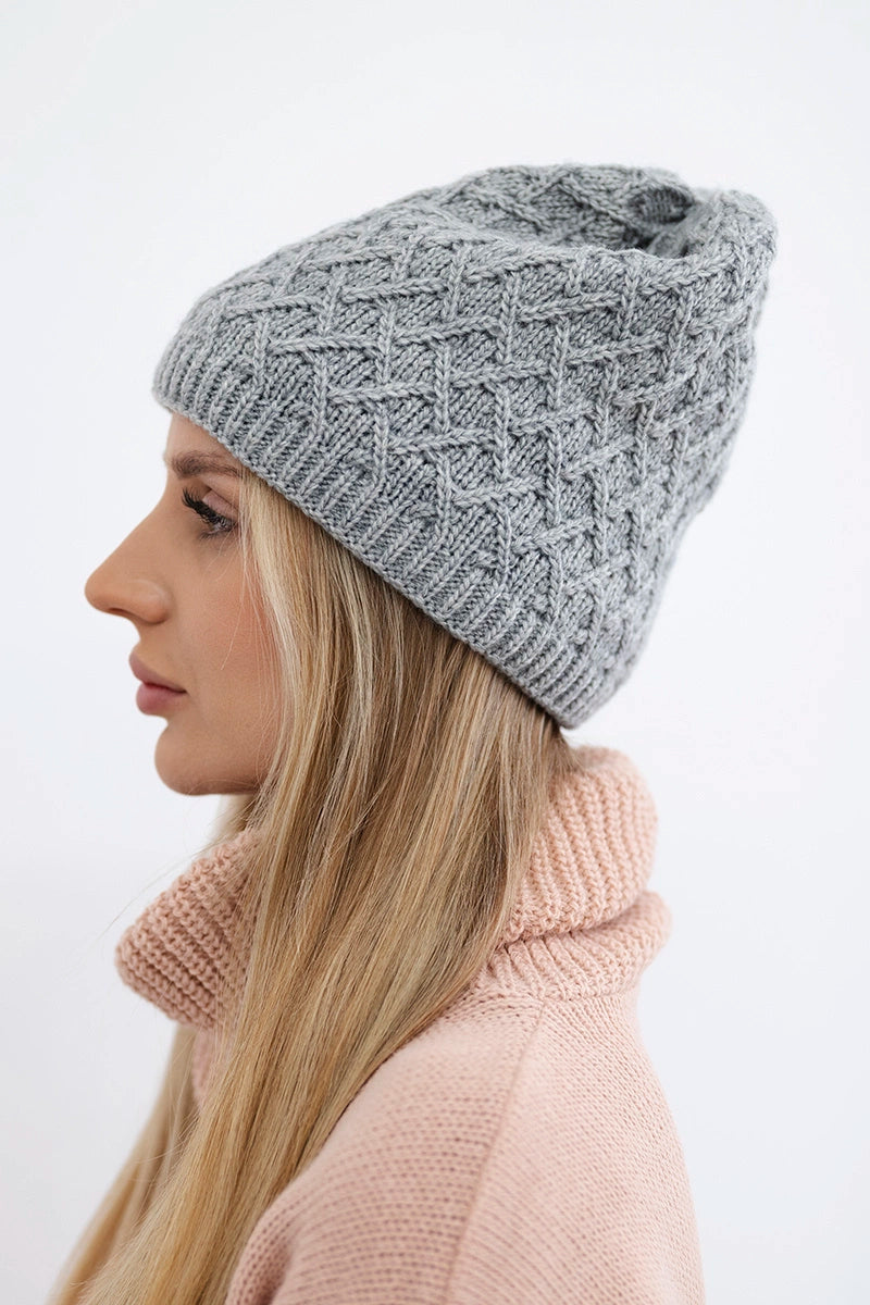 Čapica s fleece Kratka K204 svetlo sivá univerzálne