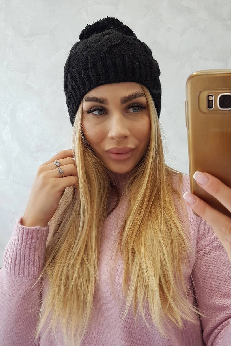 Čapica s fleece Stefania K278 čierna univerzálne