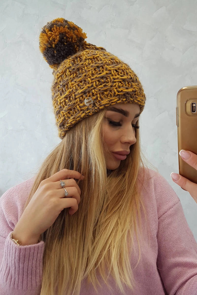Čapica s fleece Fiona K275 horčica + cappuccino univerzálne
