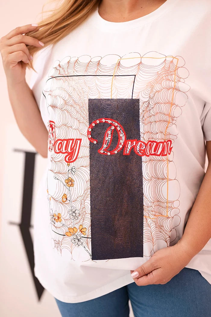 Dámska bavlnená blúzka Plus Size s nápisom „Day Dream“ biela + tmavomodrá univerzálne