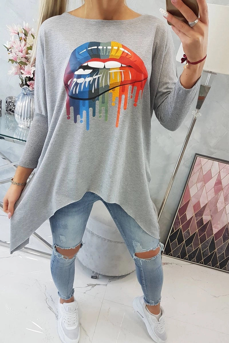 Blúzka oversize s potlačou dúhových pier серый univerzálne