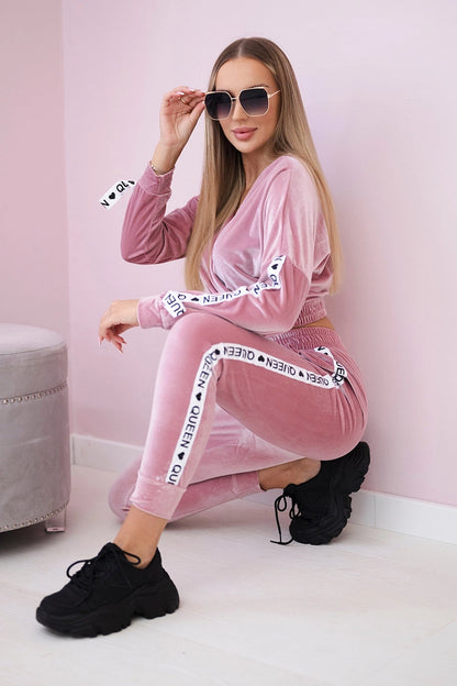 Velúrová súprava s nápisom Queen tmavý púdrovo ružová univerzálne