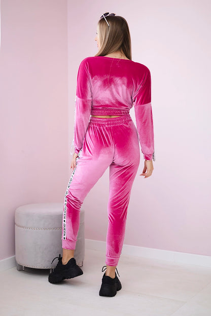 Velúrová súprava s nápisom Queen fuchsie univerzálne