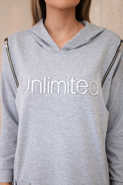 Šaty s nápisom unlimited šedá univerzálne