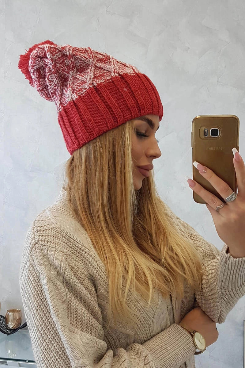 Čapica с fleece Milano K203 ecru melanž+Červená univerzálne