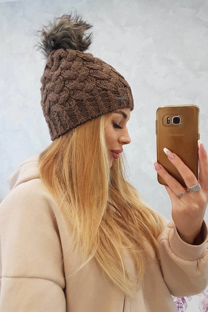 Čapica s fleece Daria K217 cappuccino univerzálne