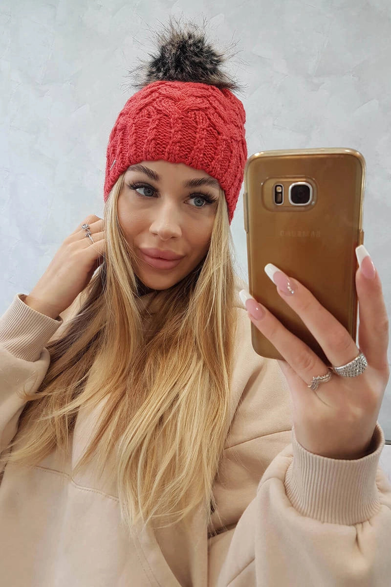 Čapica s fleece Daria K217 malina univerzálne