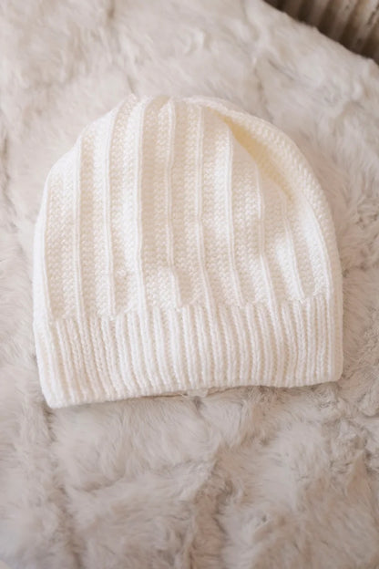 Čapica s fleece Anna K238 ecru univerzálne