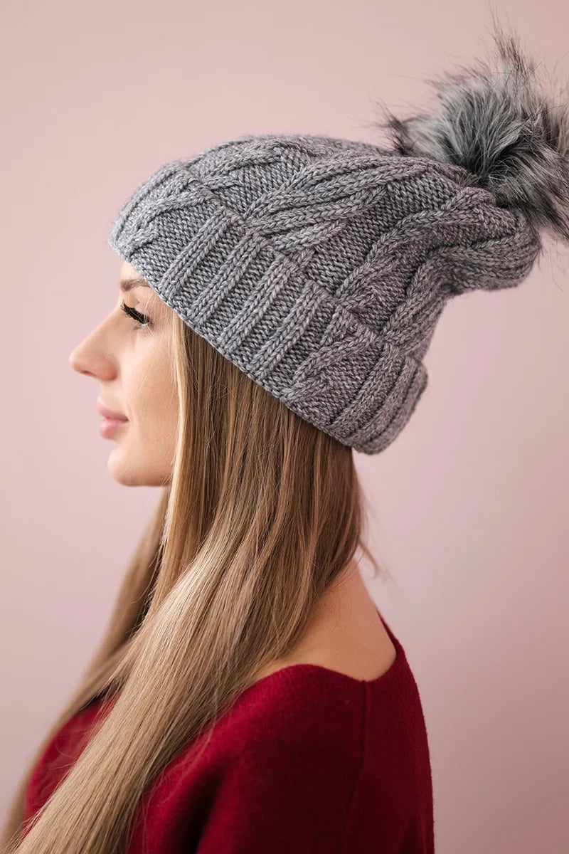 Čapica s fleece Warkocz K226 tmavošedý univerzálne