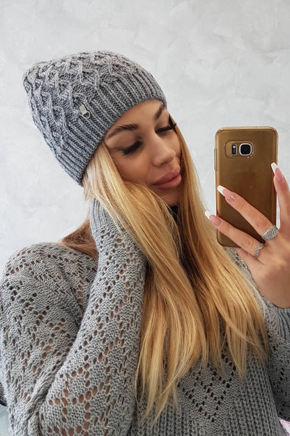 Čapica s fleece Roma K224 tmavošedý univerzálne
