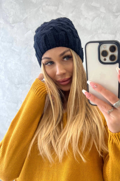 Čapica s fleece Agnieszka K239 námornícka modrá univerzálne