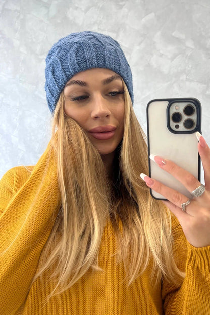 Čapica s fleece Agnieszka K239 džínsy univerzálne