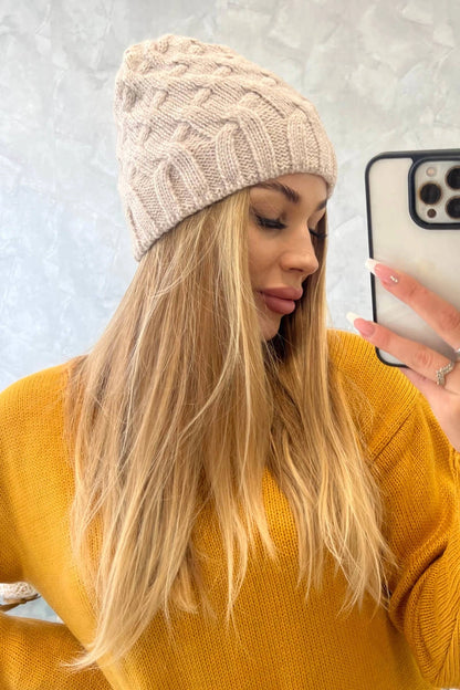 Čapica s fleece Agnieszka K239 svetlo béžová univerzálne