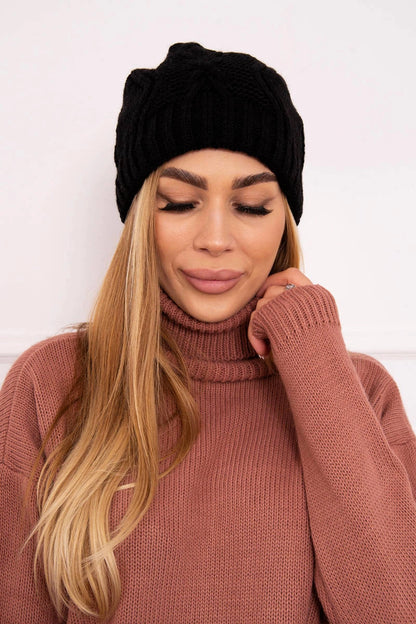 Čapica s fleece Sylwia K244 čierna univerzálne