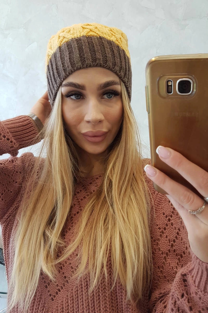 Čapica s fleece Bibiana K264 mocca + žltá univerzálne