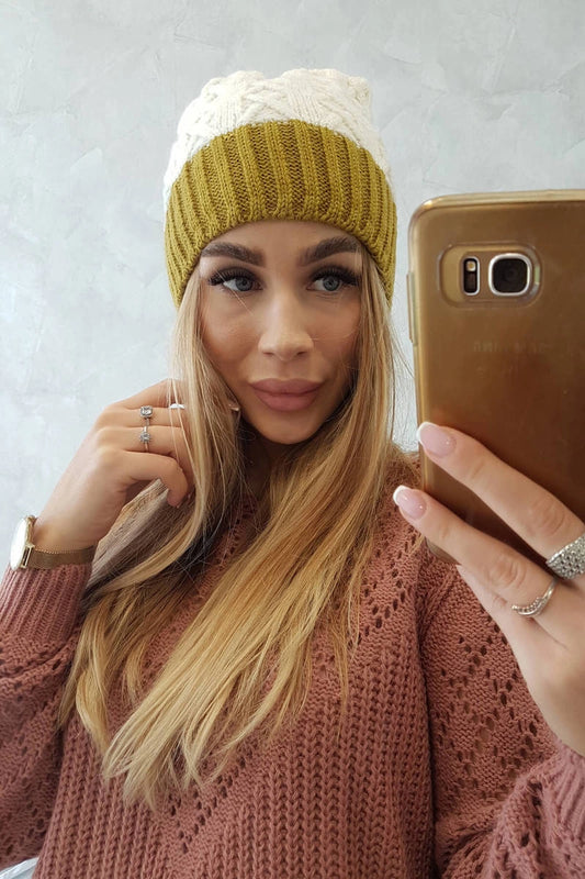 Čapica s fleece Bibiana K264 kiwi + ecru univerzálne