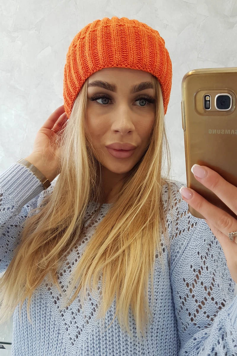 Čiapka s otočením nahor Magda K293 oranžový neón univerzálne