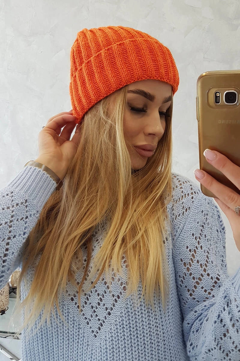 Čiapka s otočením nahor Magda K293 oranžový neón univerzálne