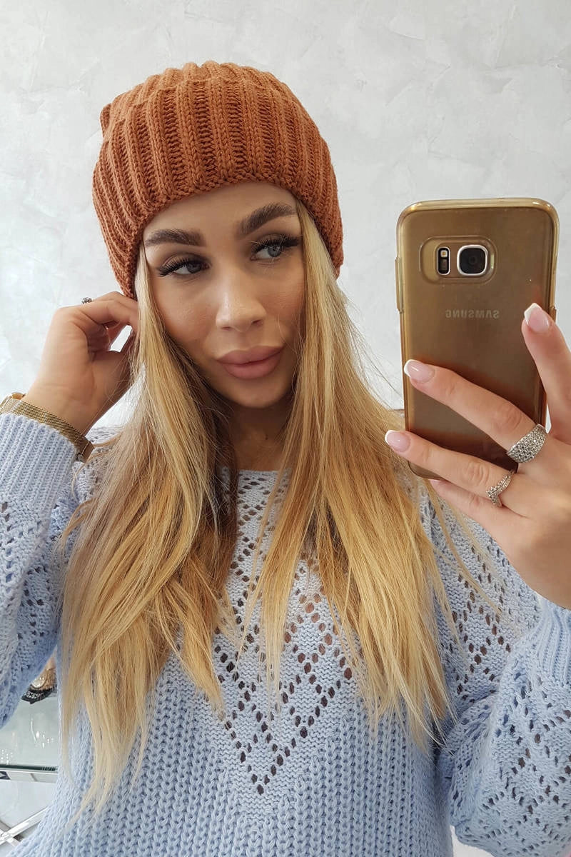 Čiapka s otočením nahor Magda K293 ťavej farby univerzálne