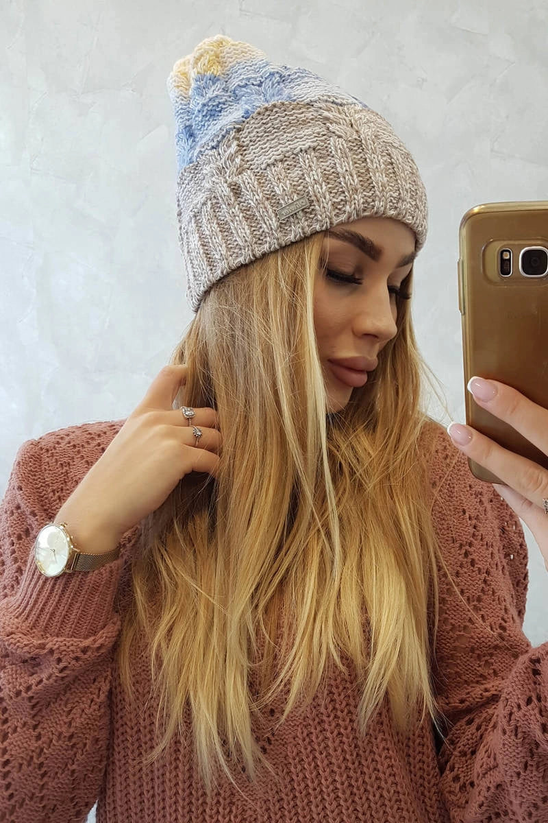 Čapica s fleece Dolores K303 tmavo béžová+modrá+žltá univerzálne