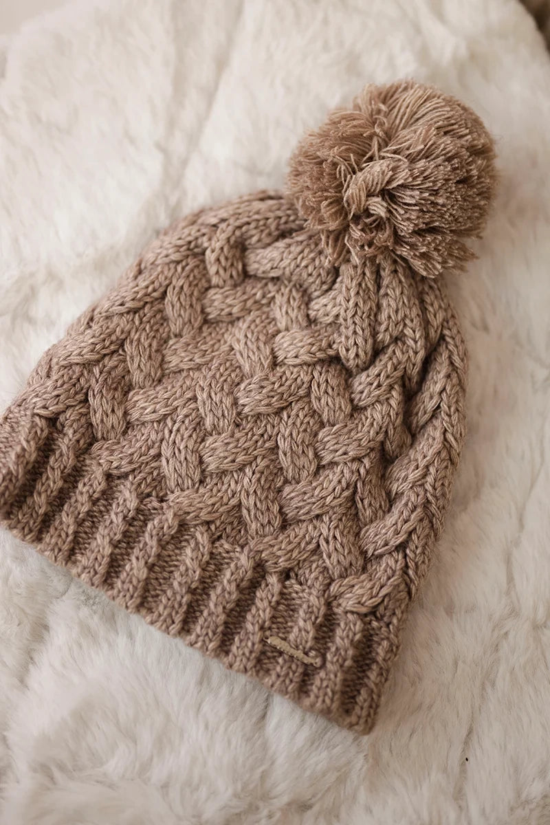 Čapica s fleece Waleria K307 tmavo béžová univerzálne