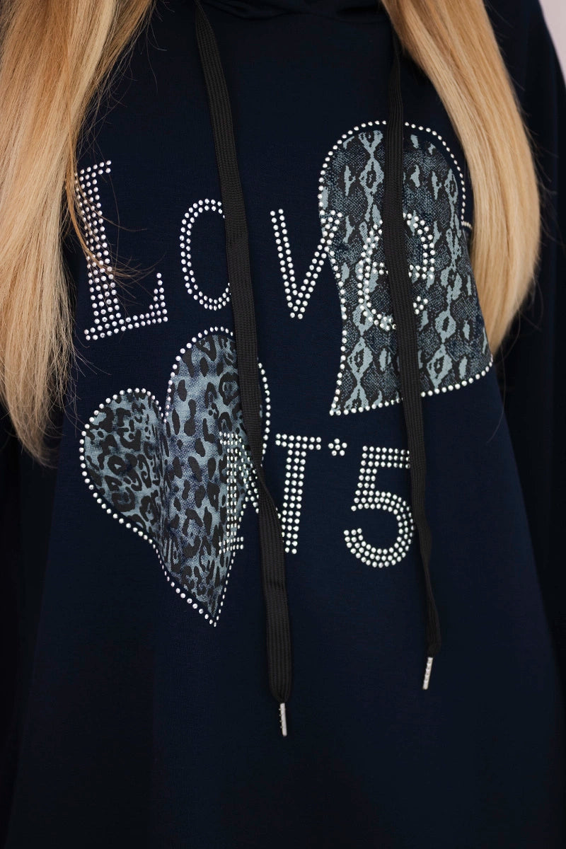 Oversized viskózová mikina Love námornícka modrá univerzálne