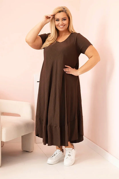 Dámske šaty plus size s krátkym rukávom a volánom z ľahkej viskózy hnedá univerzálne