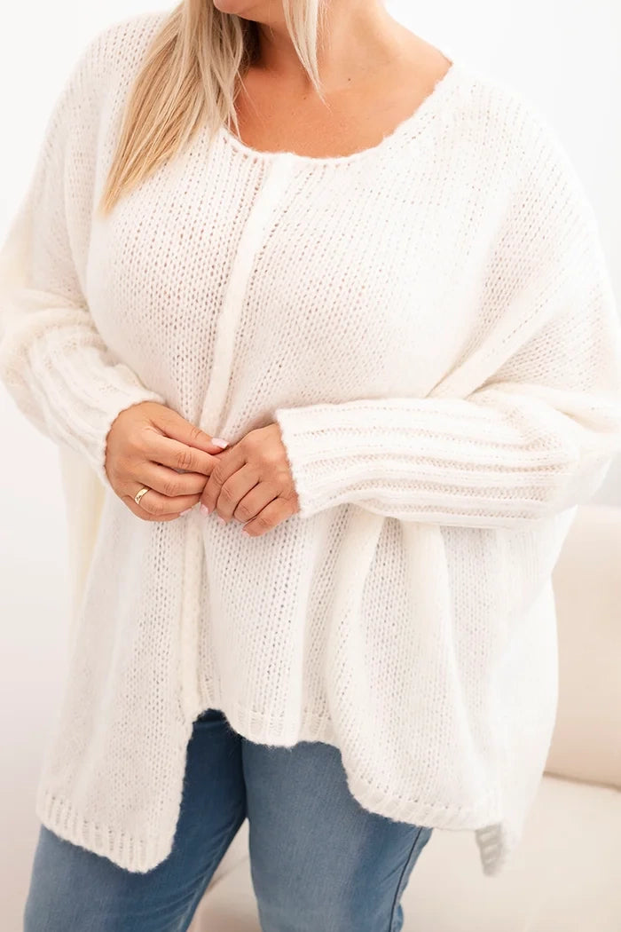Dámsky sveter Plus Size z akrylom vo voľnom strihu a rukávom 3/4 ecru univerzálne