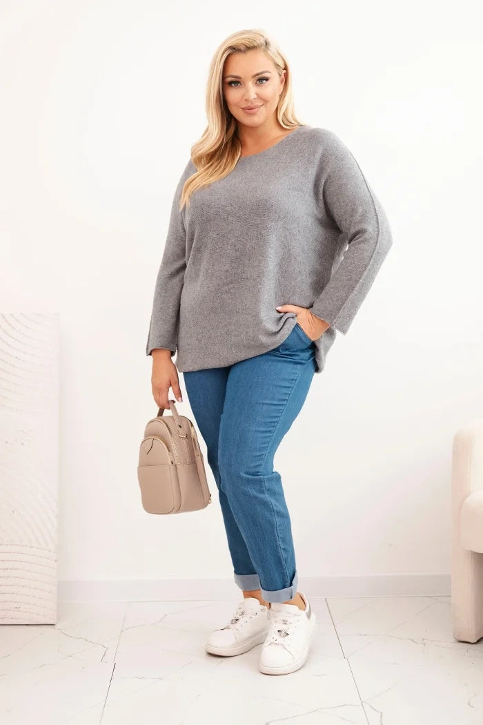 Dámsky sveter plus size s lodičkovým výstrihom šedý univerzálne