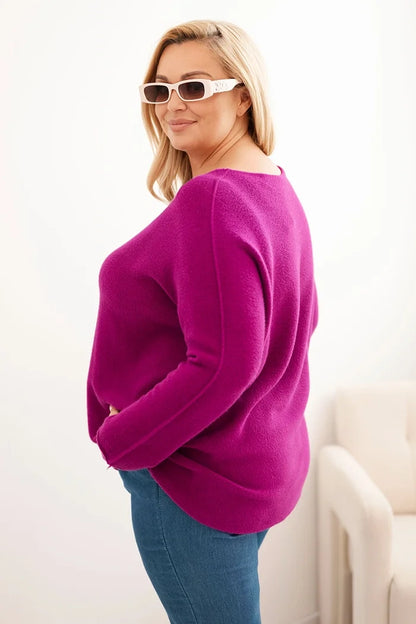 Dámsky sveter plus size s lodičkovým výstrihom tmavo fialový univerzálne