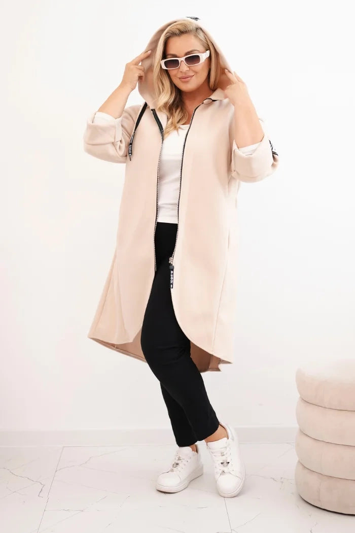 Elegantní dámský kabát Plus Size béžová
