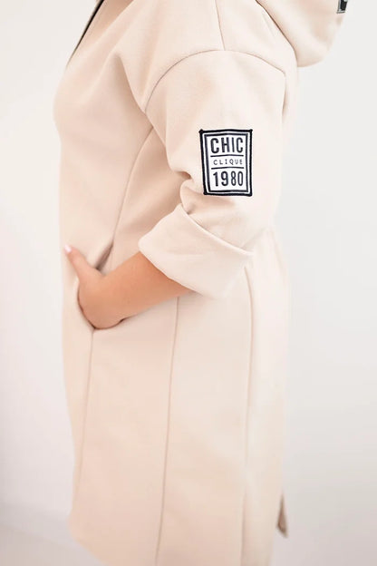 Elegantní dámský kabát Plus Size béžová